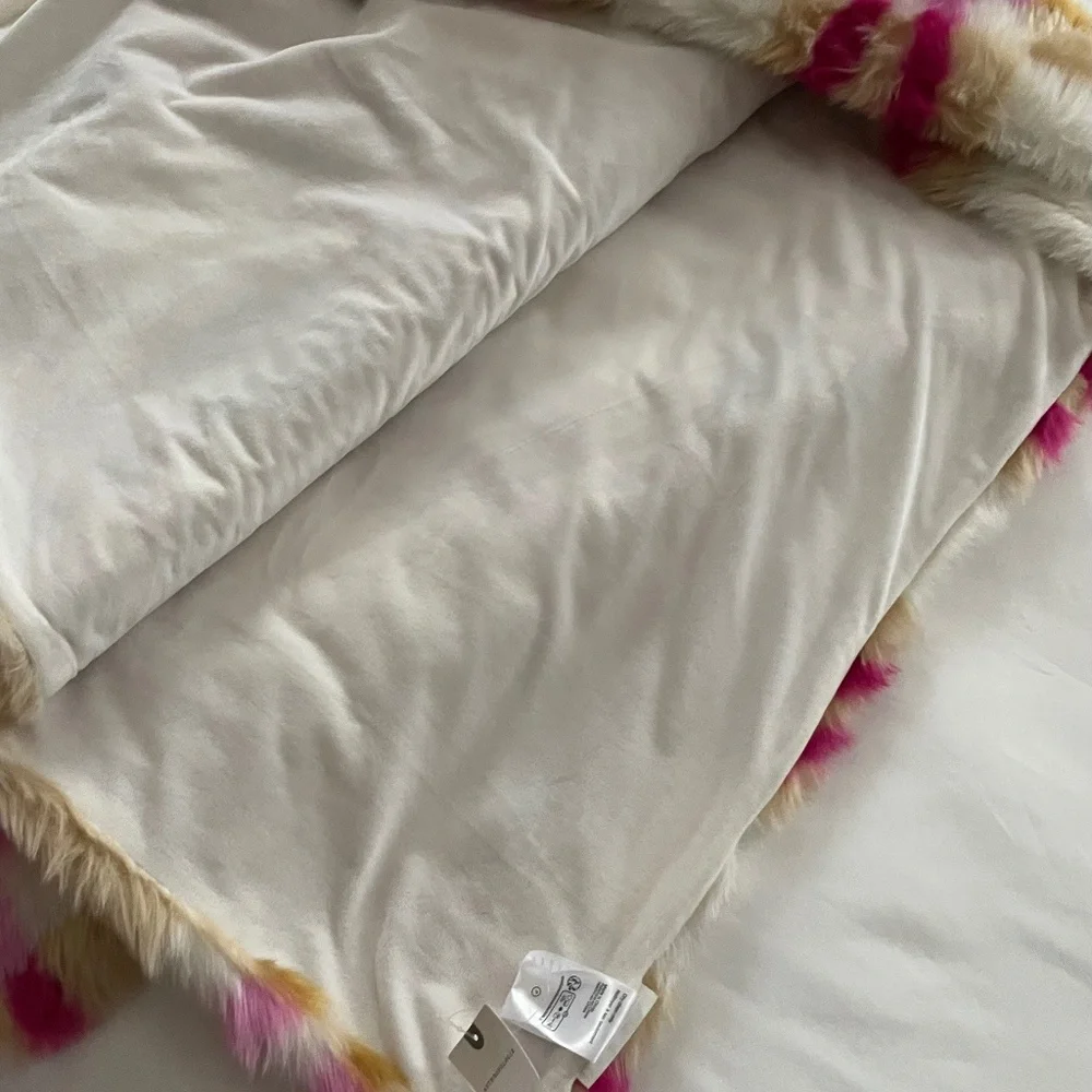Anthropologie LILOU JACQUARD PLAID FAUX FUR THROW BLANKET Ivory Pink 50